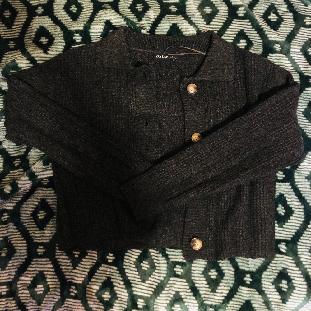 Cropped Knitted Sweater